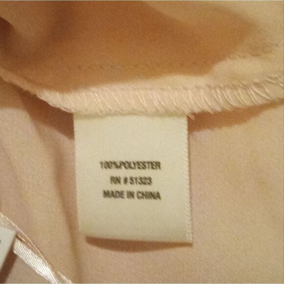 1. STATE WOMEN'S TOP - Picture 5 of 5